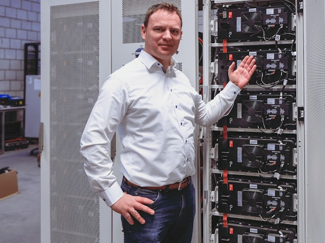 Siemens EPT for manufacturers of energy storage systems in Germany.