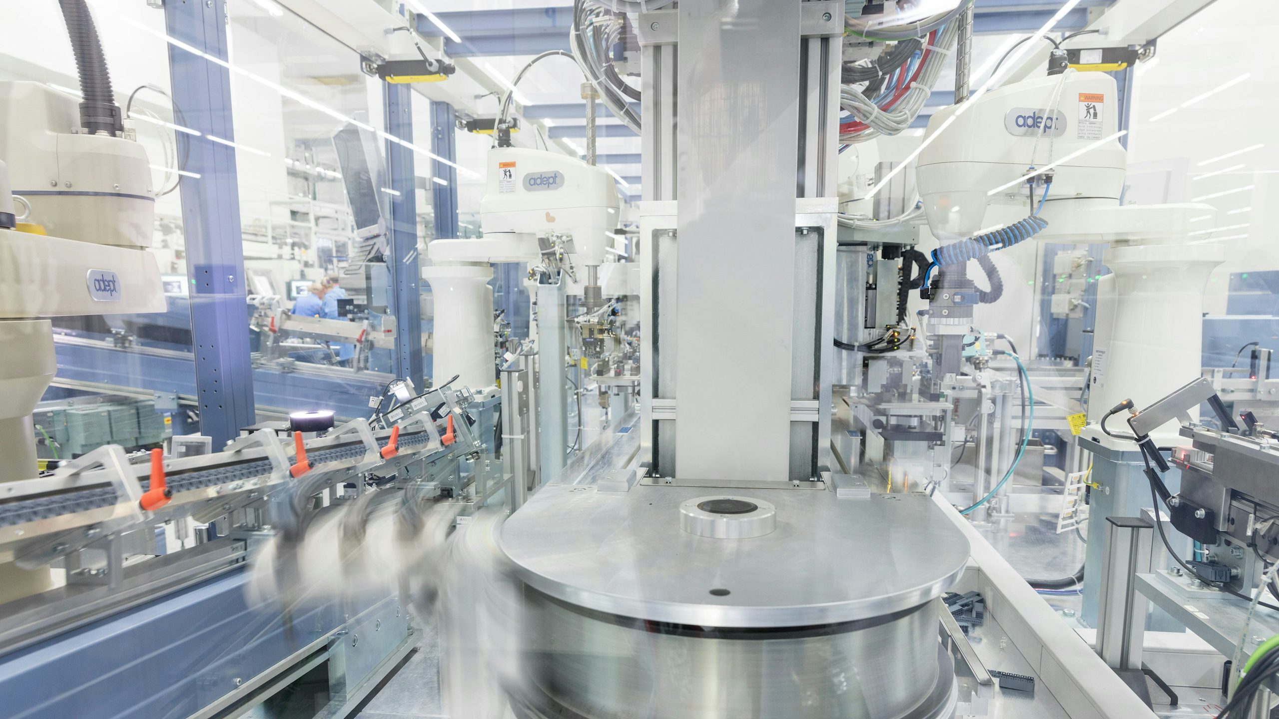 Overhead view of the Siemens Electronics Factory in Amberg, showcasing its advanced digital manufacturing environment.