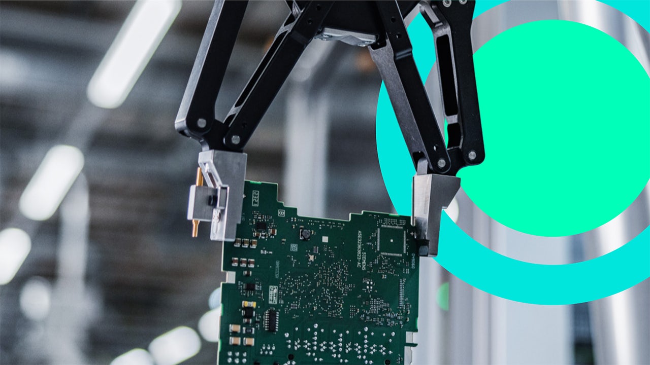 A Siemens Ecotech robot arm is shown in a circular motion, likely performing a task in a manufacturing or assembly line.