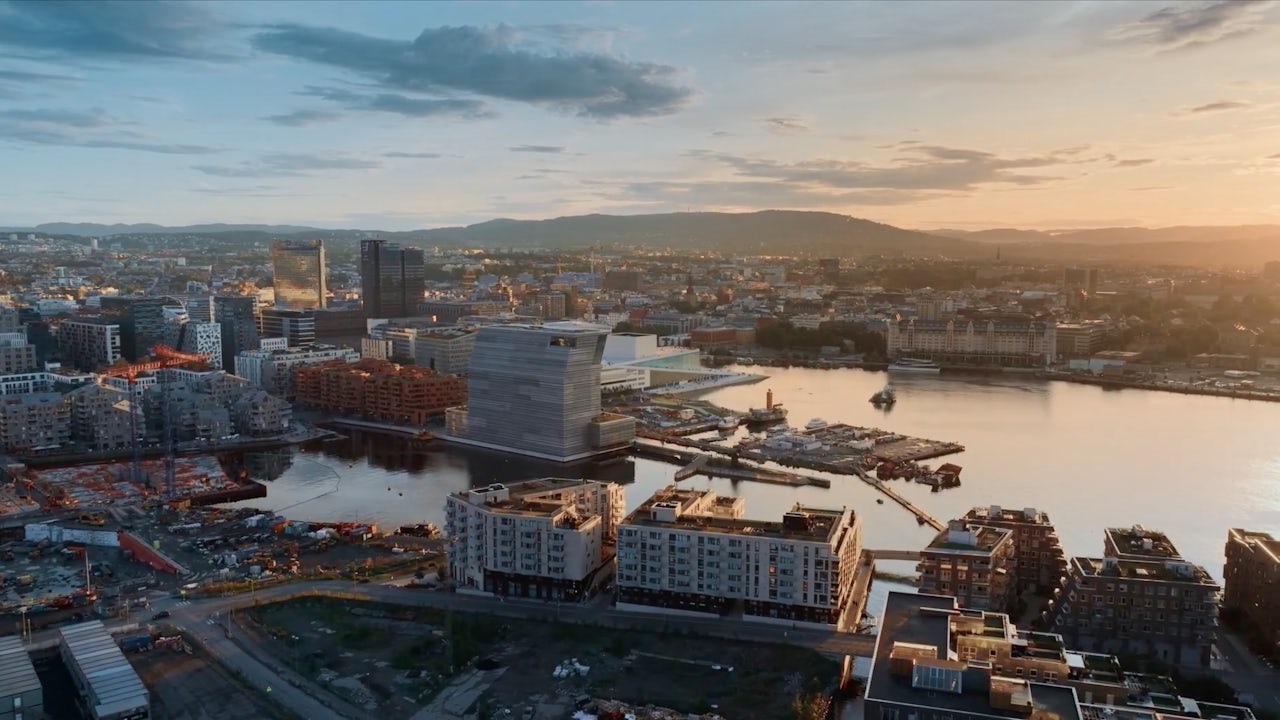 elvia-norway-video-screenshot-5120x2804