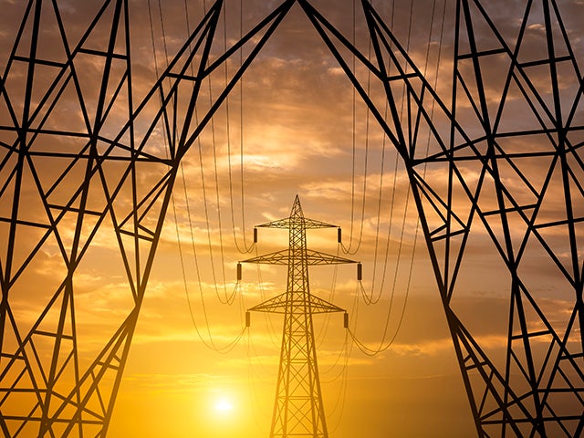 fe3512f3-44bb-4e23-bc7a-cd66971a18b4 - grid-design-and-analysis-transmission-lines-gi1419890148-product-promo-640x480