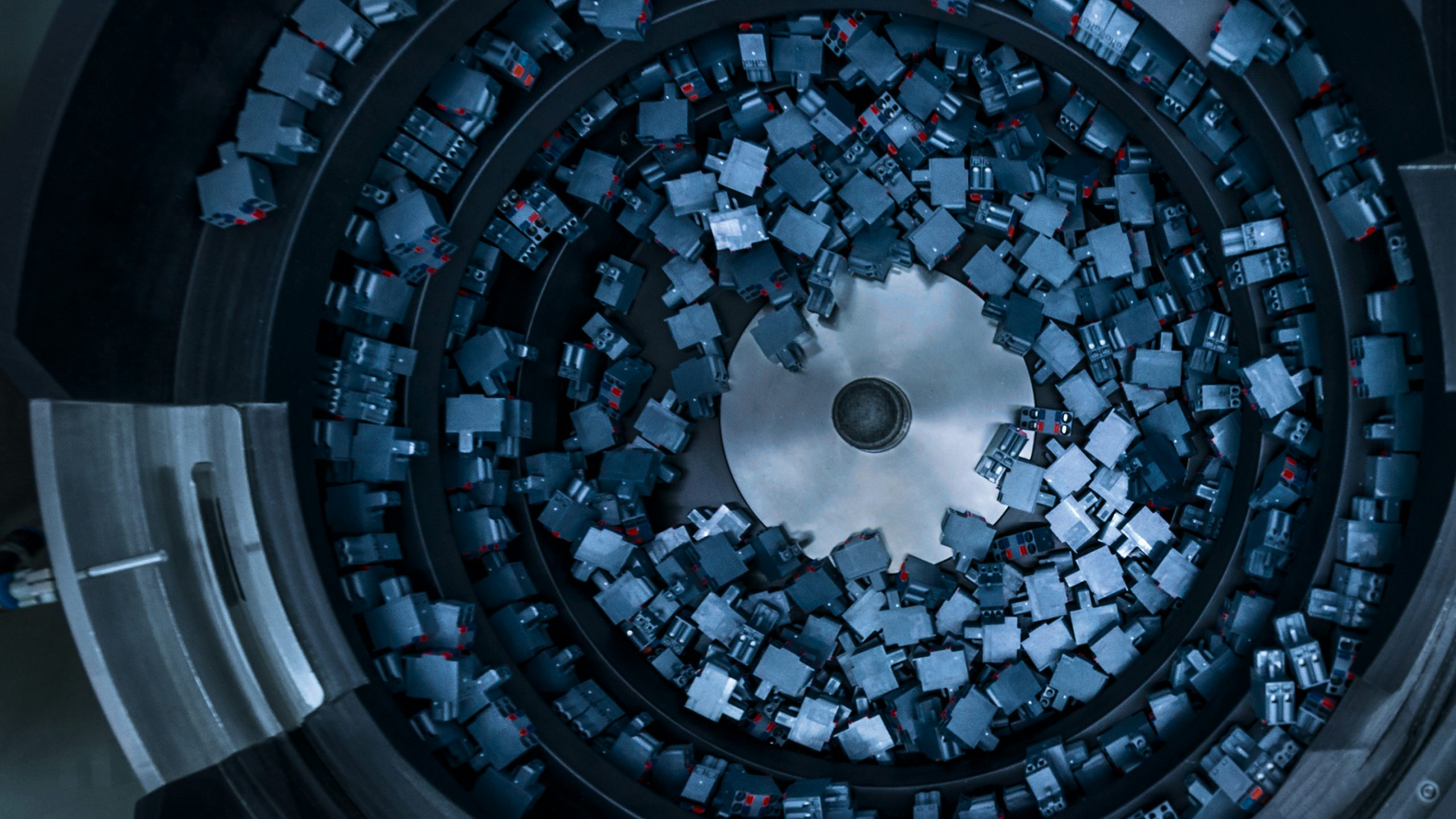 Resource efficiency and circularity concept with a circular economy symbol.