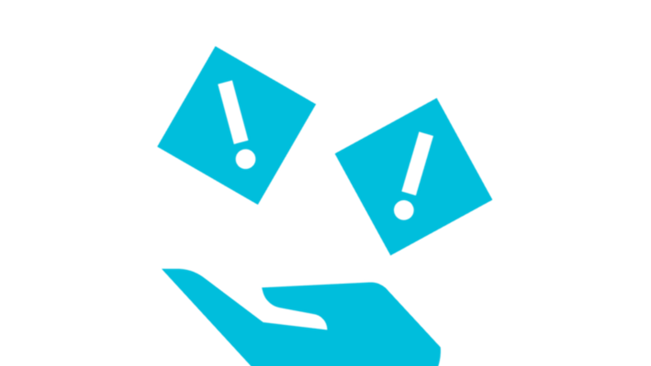 An icon representing the management of cyber risks with a shield and a lock symbol. 